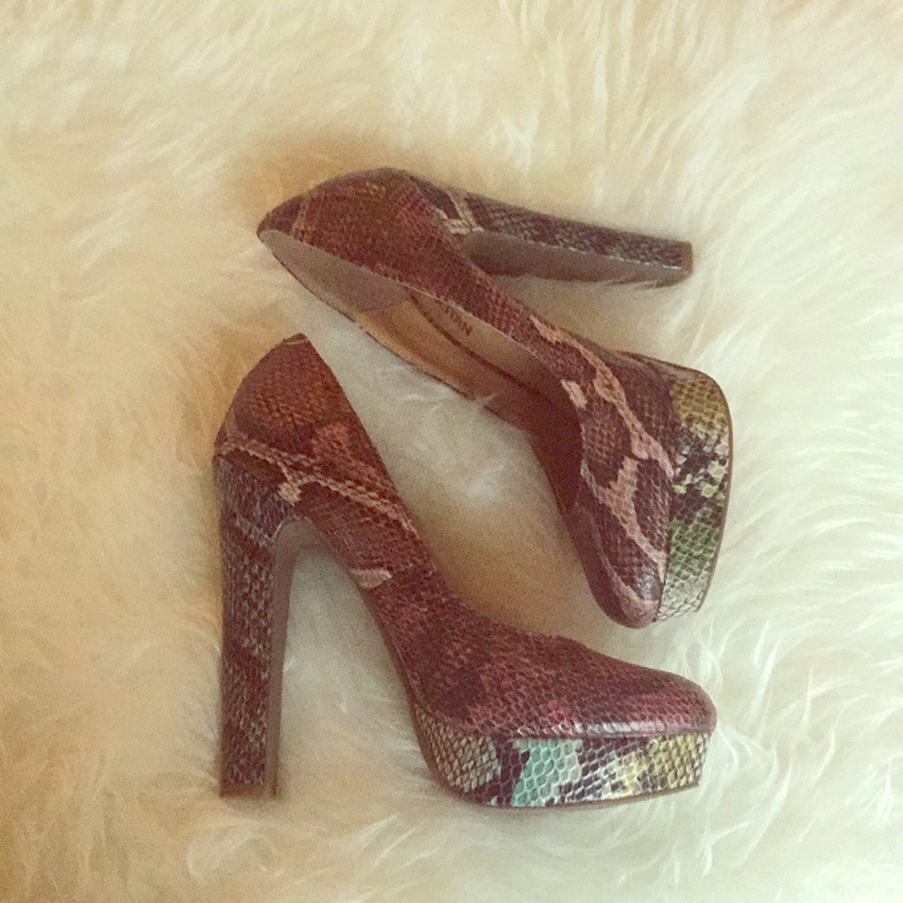 Snakeskin Pumps